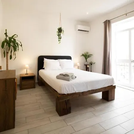 Apartment Cosy And Modern 2 Bedroom Sbor1-1